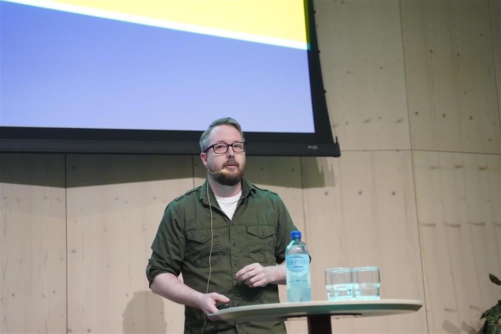 Foredragsholder på innovasjonsseminaret 2025 - Klikk for stort bilde